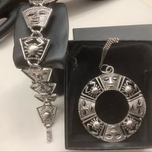 Sarah Coventry Tribal Bracelet and Necklace Set